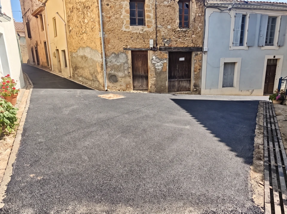Résidence neuve en cours de finition, vue extérieure
